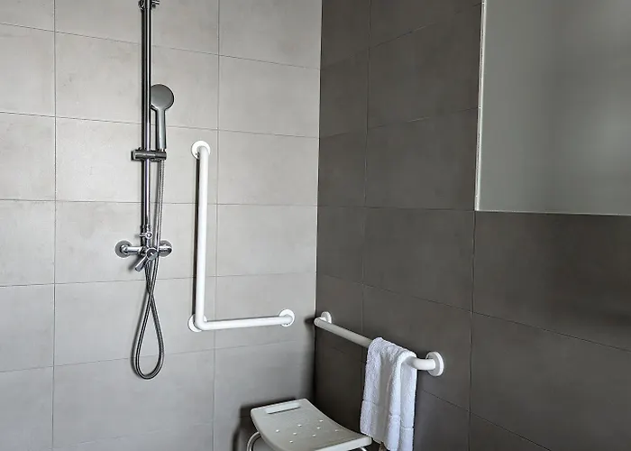 بيت ضيافة Nautico De Razo 4*