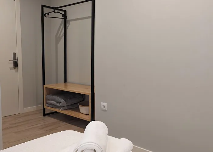 Konukevi Nautico De Razo 4*